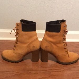 Timberland wheat heel boots “earthkeepers”